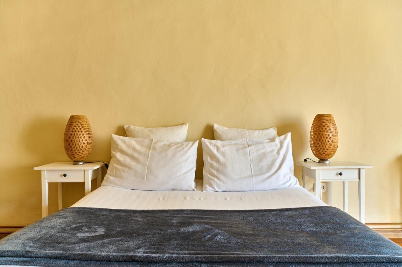 Bed and Breakfast Al Cavour 34 Тренто Экстерьер фото