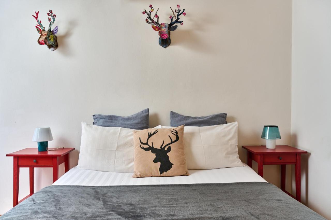 Bed and Breakfast Al Cavour 34 Тренто Экстерьер фото