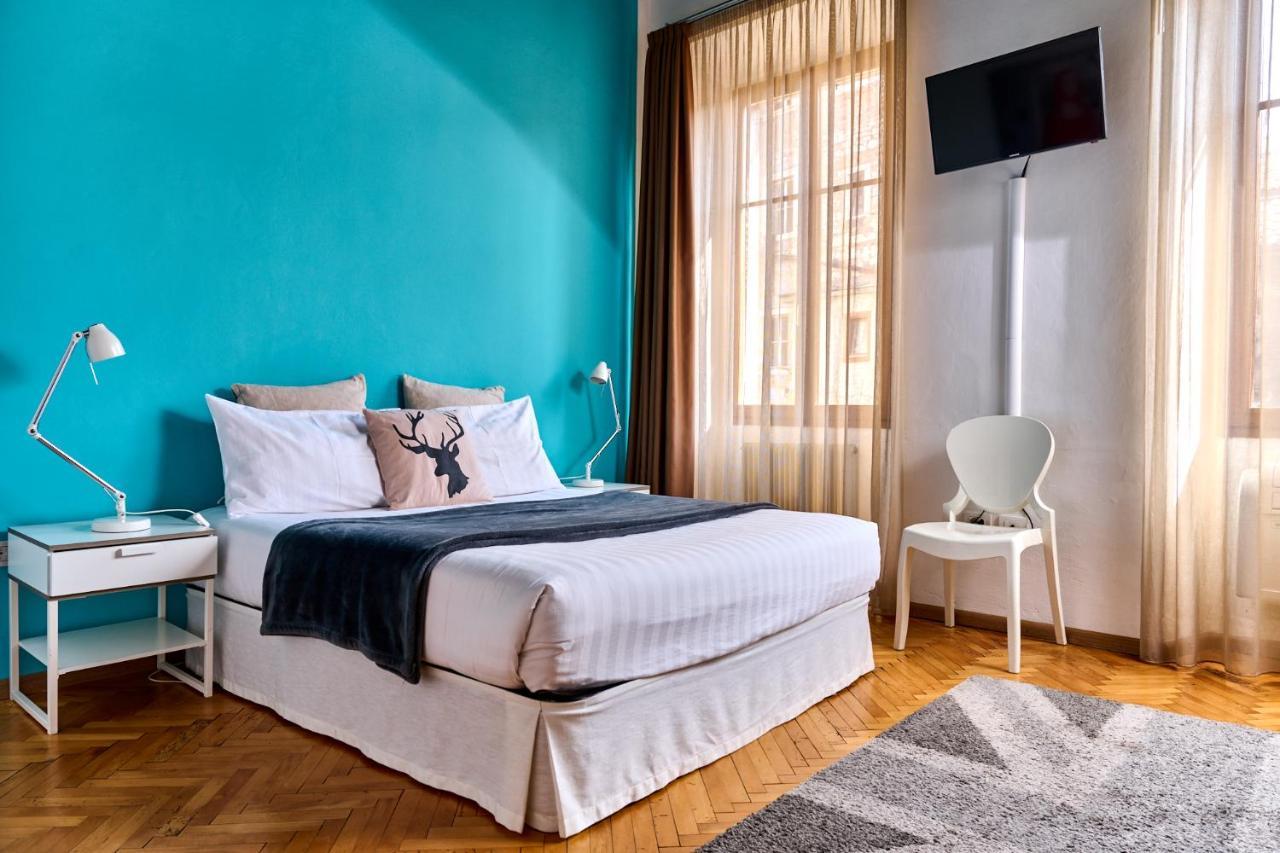 Bed and Breakfast Al Cavour 34 Тренто Экстерьер фото