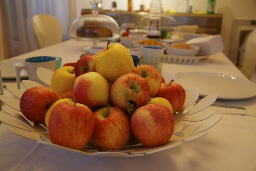 Bed and Breakfast Al Cavour 34 Тренто Экстерьер фото
