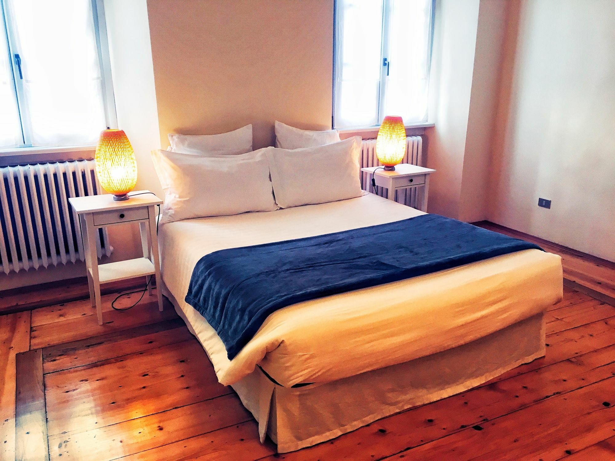 Bed and Breakfast Al Cavour 34 Тренто Экстерьер фото